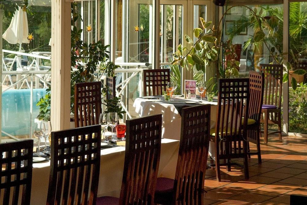 Hotel Le Phoebus Garden & Spa 格吕桑 外观 照片