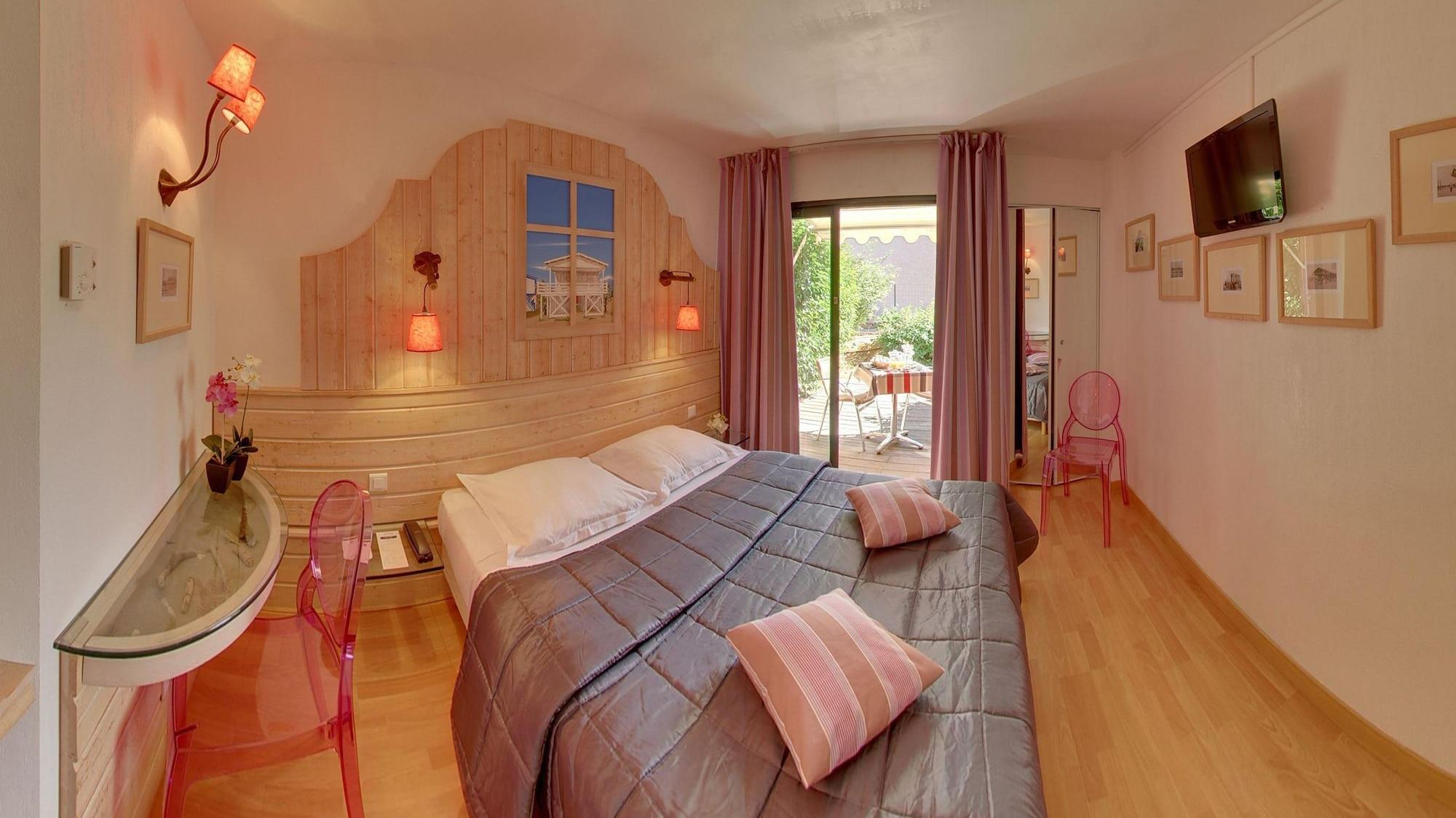 Hotel Le Phoebus Garden & Spa 格吕桑 外观 照片
