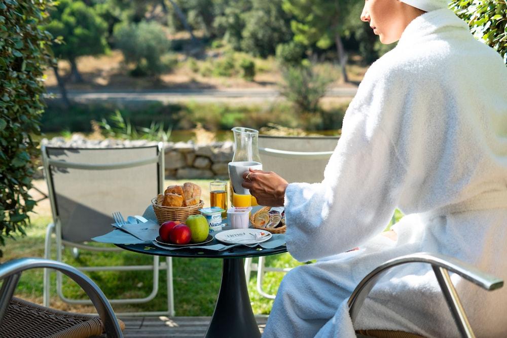 Hotel Le Phoebus Garden & Spa 格吕桑 外观 照片