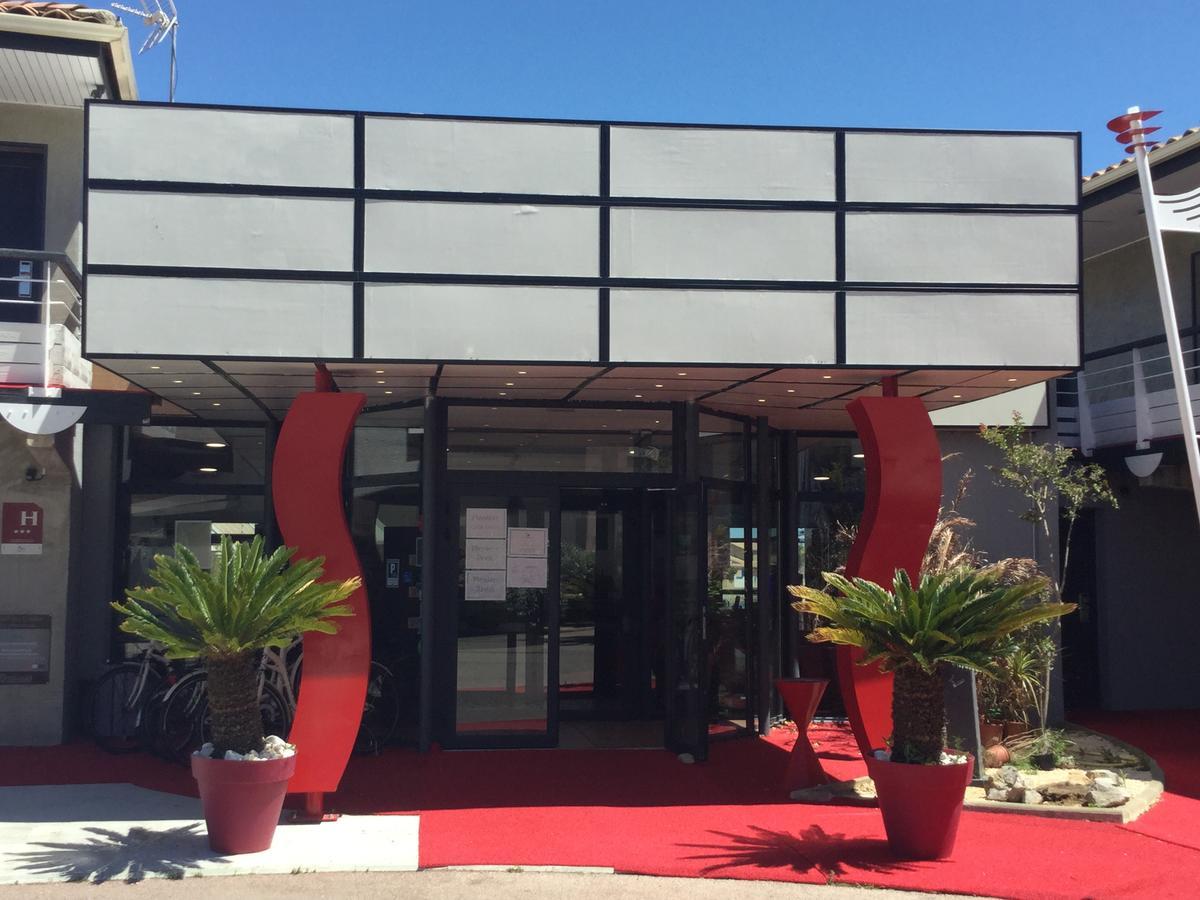 Hotel Le Phoebus Garden & Spa 格吕桑 外观 照片