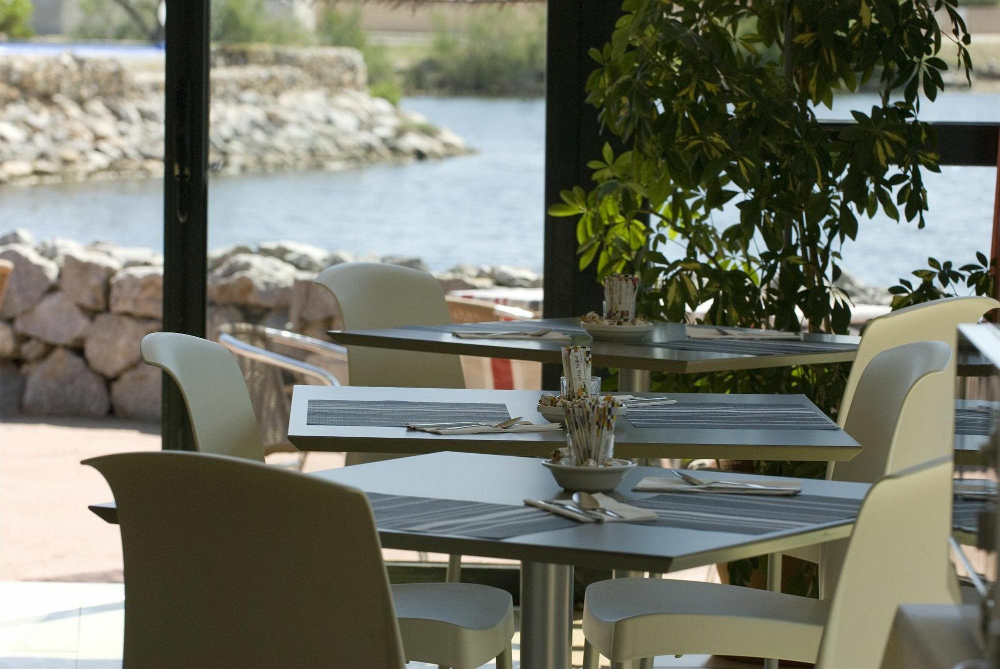 Hotel Le Phoebus Garden & Spa 格吕桑 外观 照片