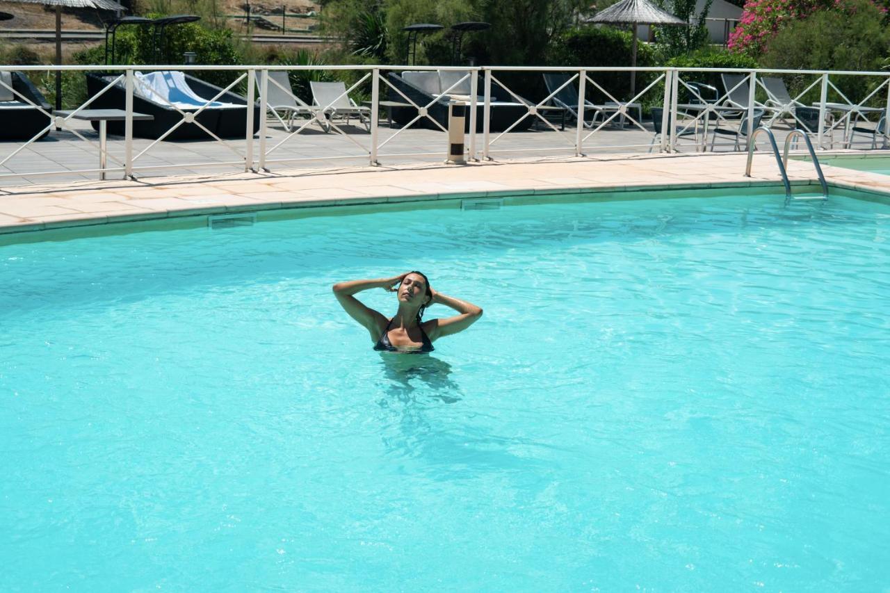Hotel Le Phoebus Garden & Spa 格吕桑 外观 照片